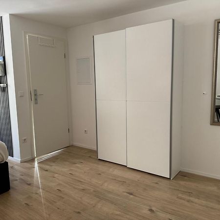 Prime Host Dream Apartment คาร์ลสรูเฮอ ภายนอก รูปภาพ
